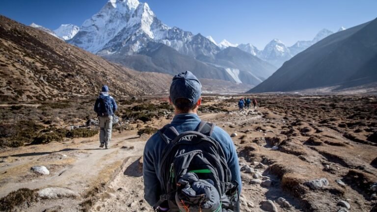 Intrepid-Travel-Nepal_HNXE_Everest_IMG_8979